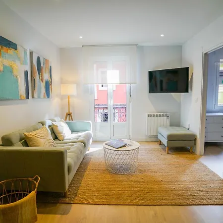 Lejlighed Homely *